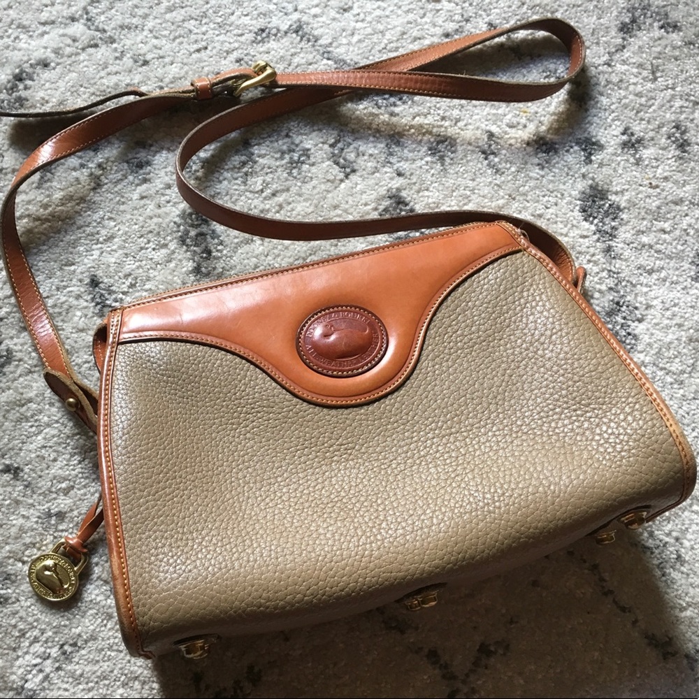 Vintage Dooney & Bourke Crossbody Bag / Purse